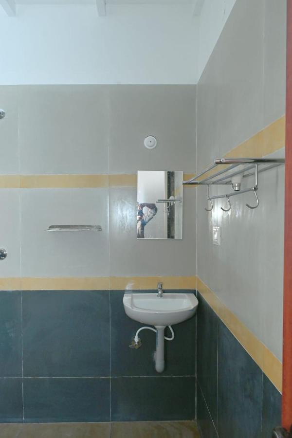 Kayalvarath Paradise Apartment Mundrothuruth Exterior photo